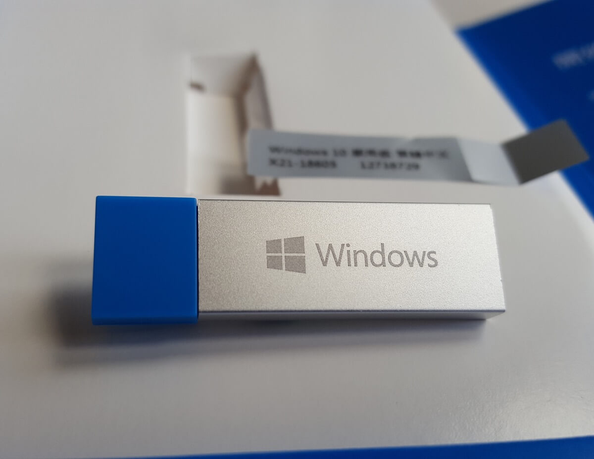 windows-10-unboxing-008